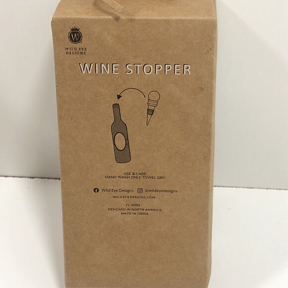 Reindeer Christmas Wine Bottle Stopper Snow Globe Water 5" Tall  Wild Eye Design - Picture 3 of 5